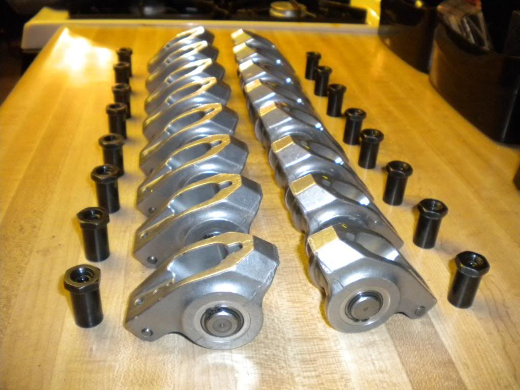 Crane Energizer 1.6 roller rockers, ploylocs and rocker studs Ford
